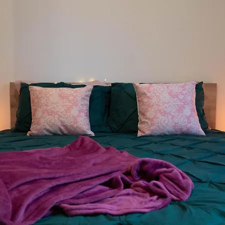 Apartment Vintage Bohemian Paradise With Xbox Series X For Big Groups Sofia