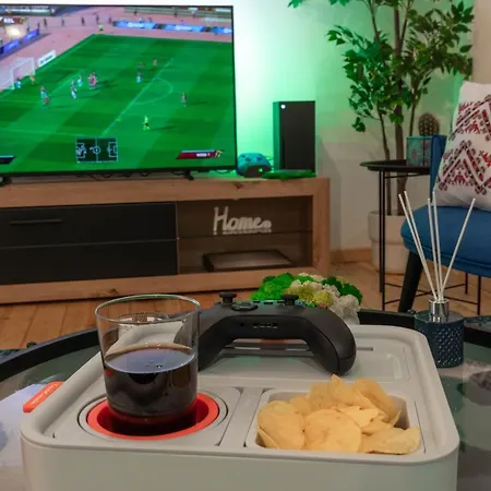 Vintage Bohemian Paradise With Xbox Series X For Big Groups