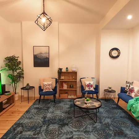 Vintage Bohemian Paradise With Xbox Series X For Big Groups Apartment *