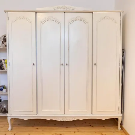 Vintage Bohemian Paradise With Xbox Series X For Big Groups Apartment Sofia